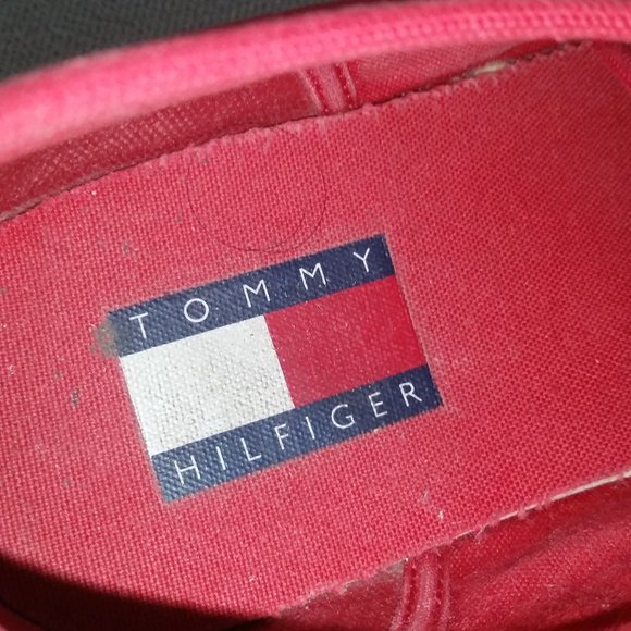 Tommy Hilfiger red and white sneakers Unisex item. EUC - Picture 5 of 7